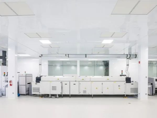 聚焦電子工業(yè)車間：建設(shè)符合標準的電子無塵車間工程          CEIDI西遞